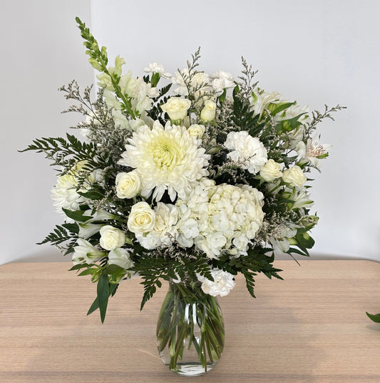 Pretty Vase - Neutrals