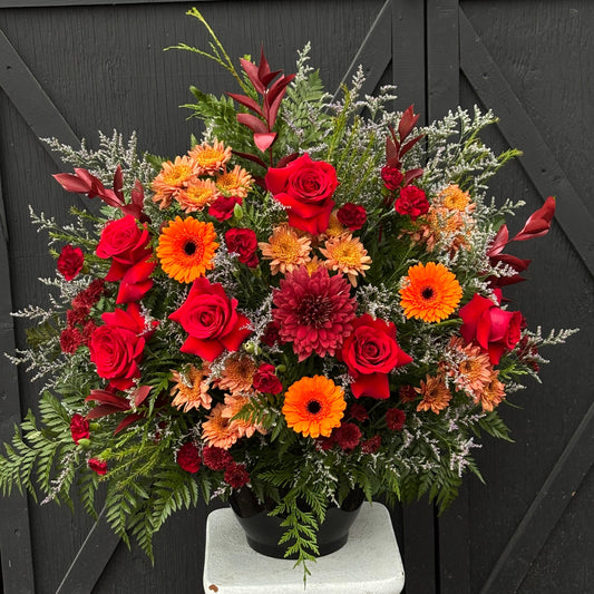 Tribute Urn Spray